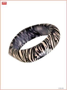Chunky Tortoiseshell Leopard Print Wide-Face Statement Bangle Bracelet